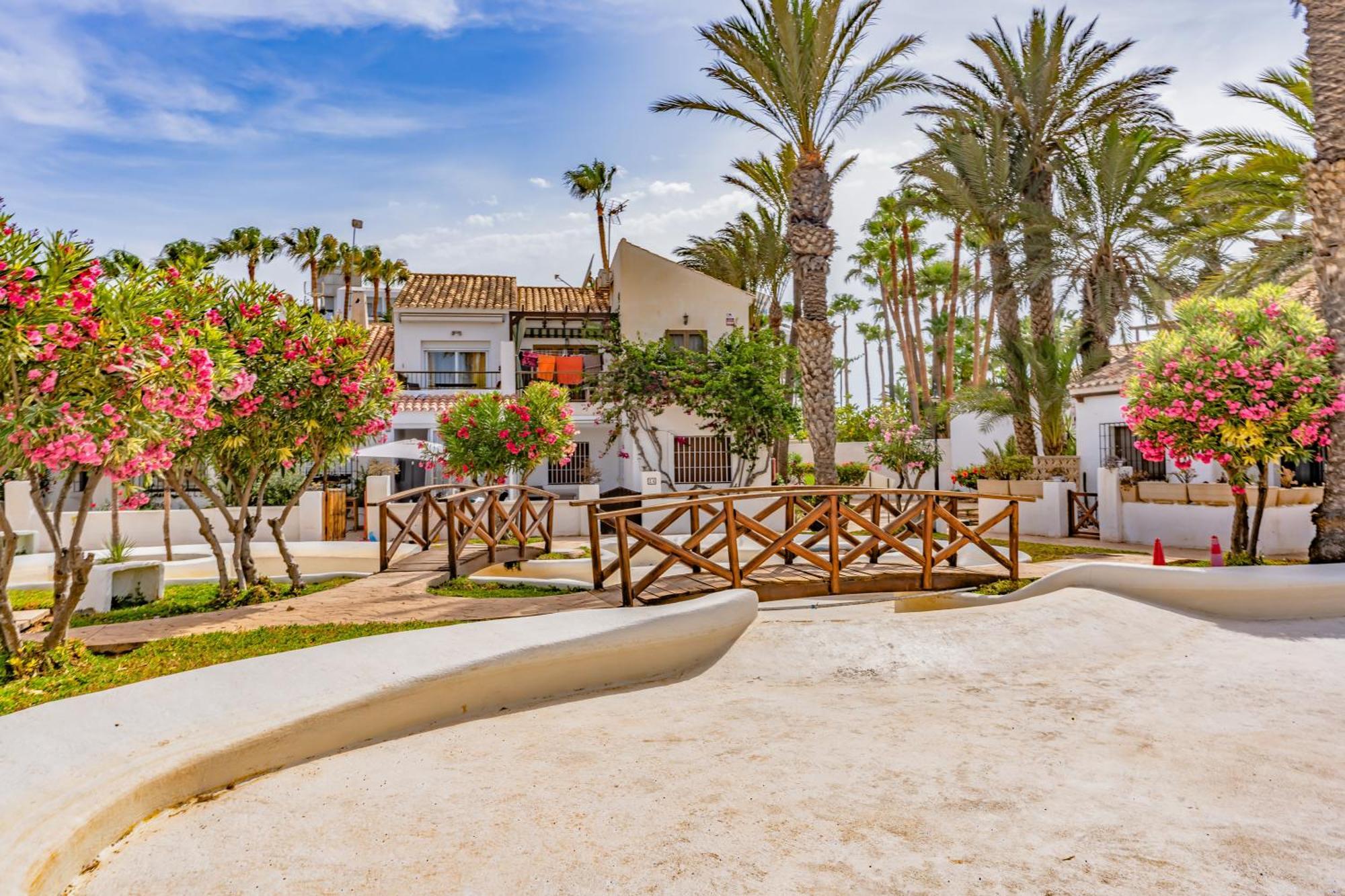 Beachhouse Playa R&R Roquetas de Mar Ngoại thất bức ảnh